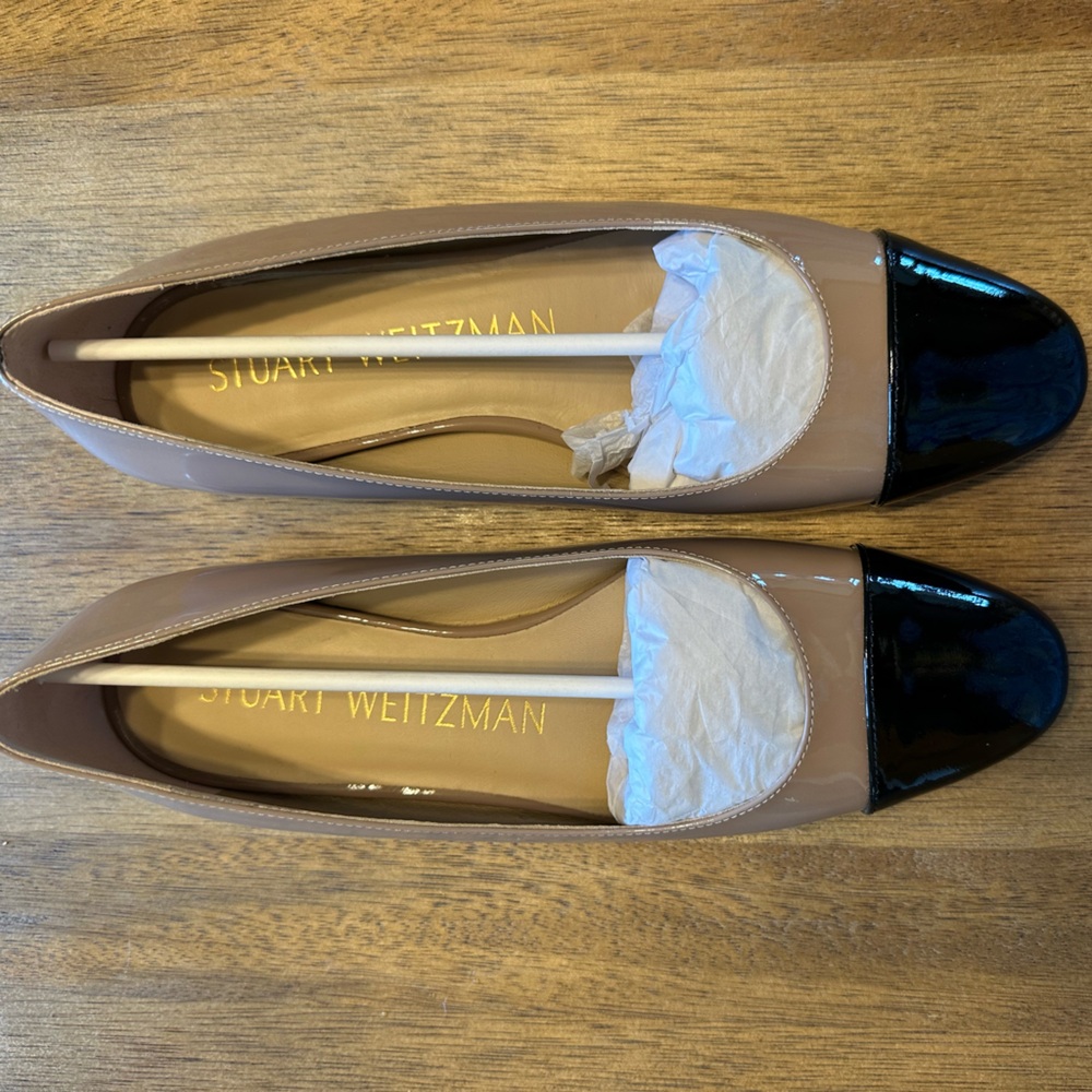 Stuart Weitzman Fawn and Black Flats Timeless Elegance